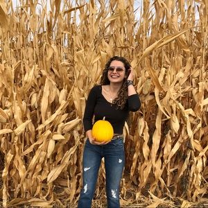 Meet your Posher, Allyson